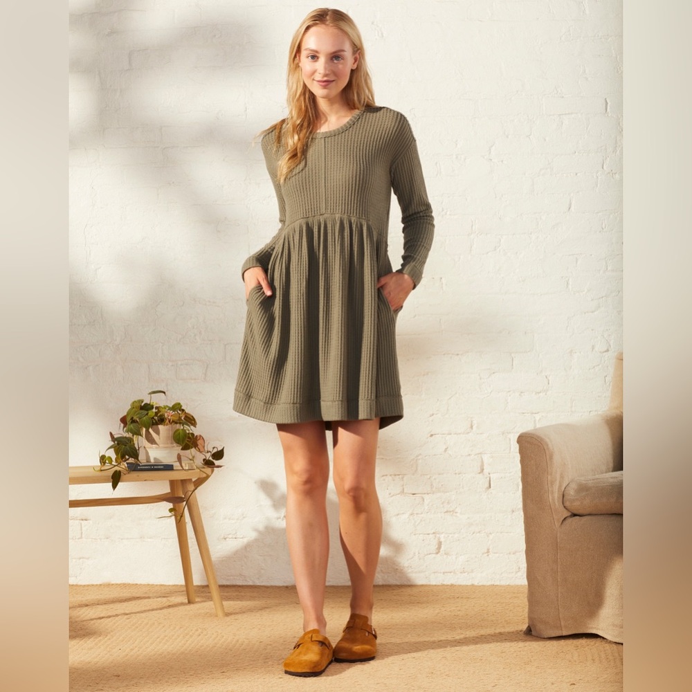 Sweater Dress UpWest XL NWT sage green